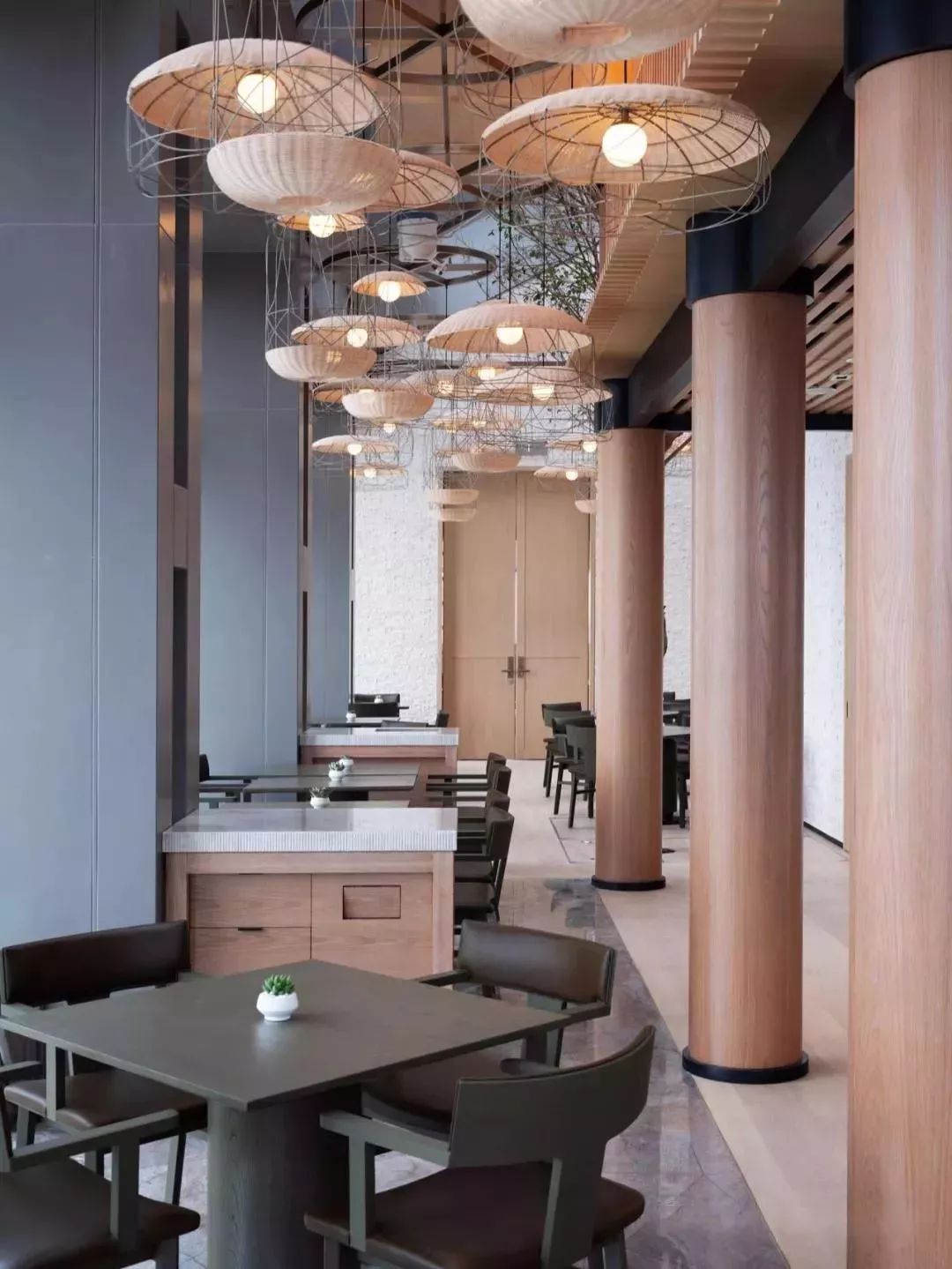 英伦酒店设计大师,顶级奢华酒店室内设计