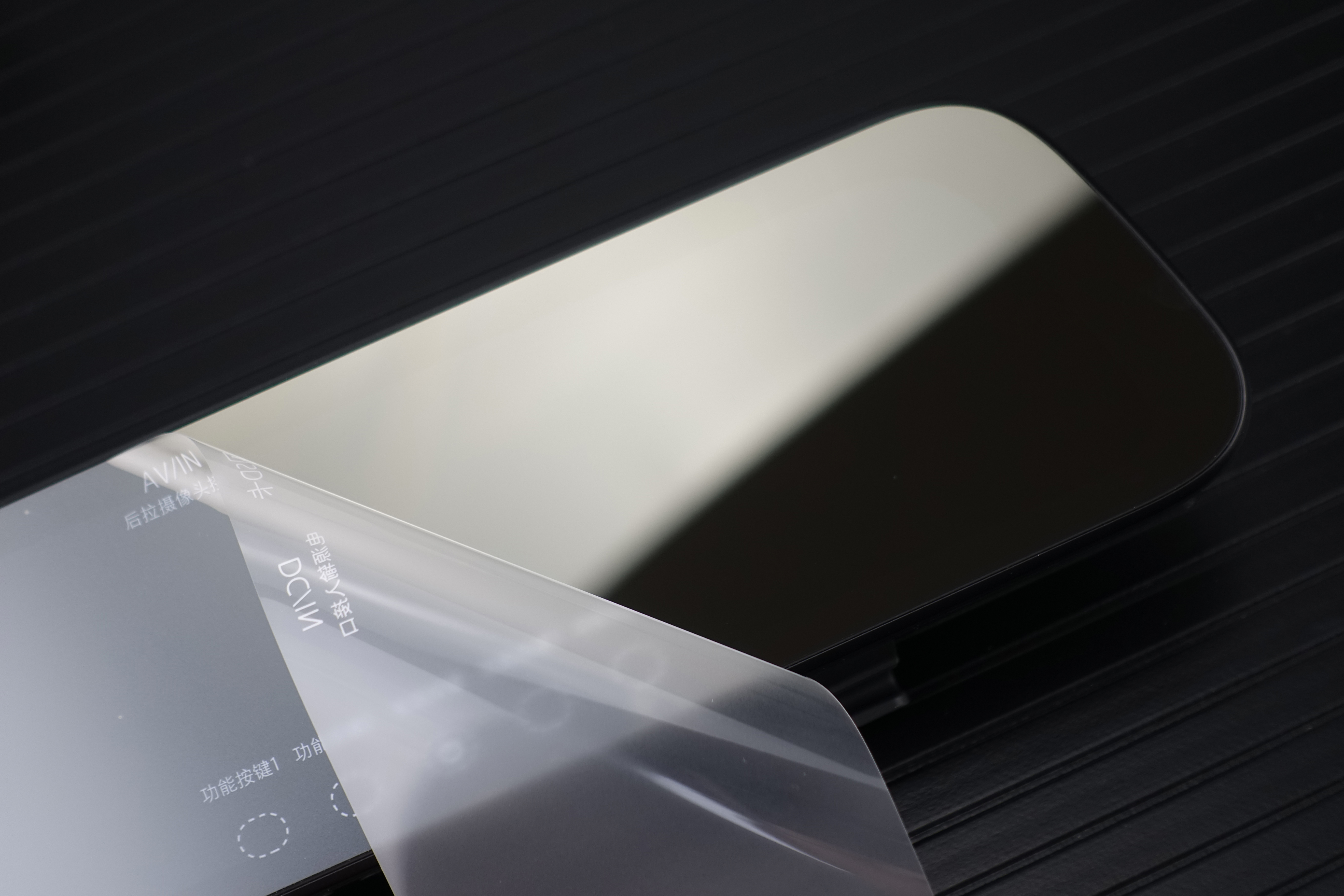 雨天流媒体摄像头看不清,前后双摄记录仪雨天效果