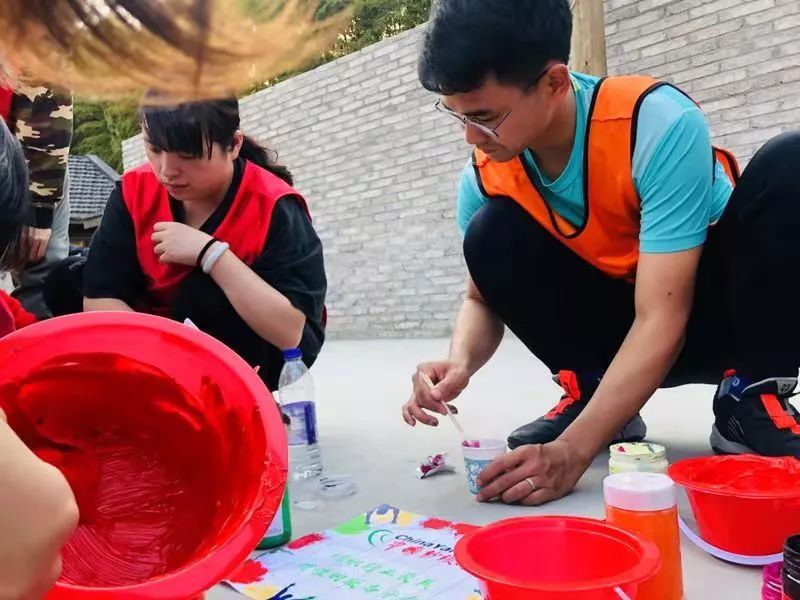 团建拓展努力奔跑继续前行,团建火力全开