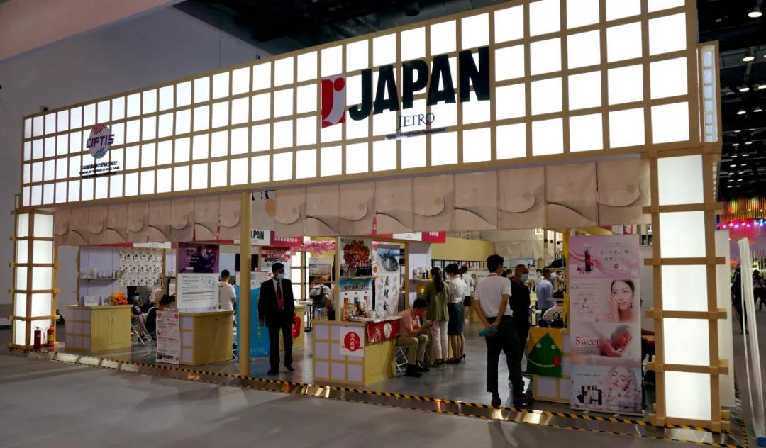 招财猫美浓烧服贸会日本展商拥抱中国电商