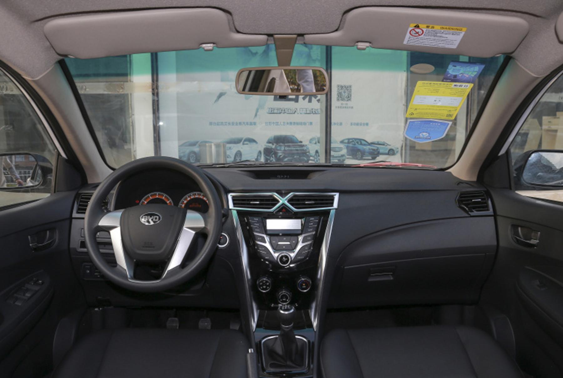 20万公里的现代瑞纳值得买吗,新款现代瑞纳这款车怎么样