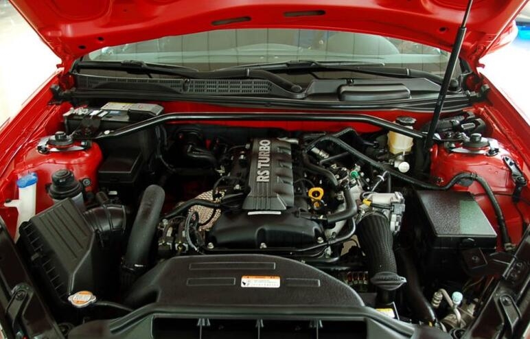 操控最好的四座跑车,加速和操控性能最好的汽车