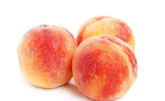 吃桃子的好处及功效与作用,吃西瓜和桃子会有什么好处