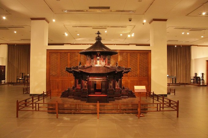 陈丽华身价多少亿人民币,陈丽华的身价多少亿