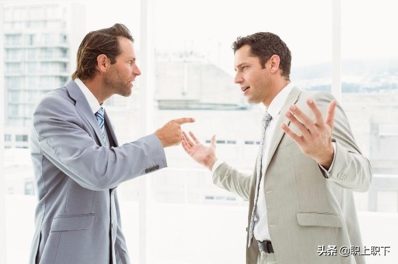 对付职场新人的三个技巧,职场新人怎样避免职场霸凌