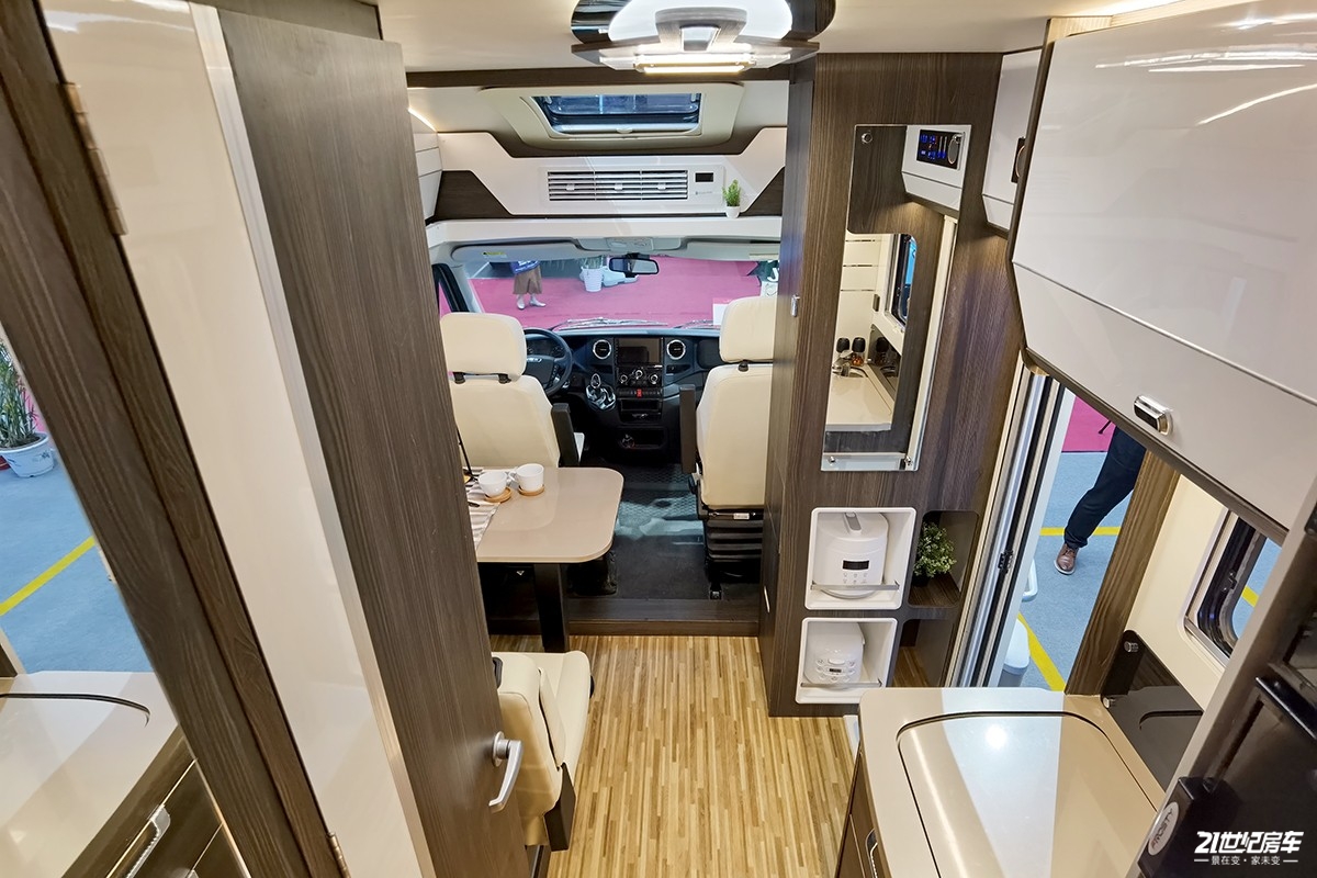 依维柯房车怎么搭电,依维柯房车支持快充吗