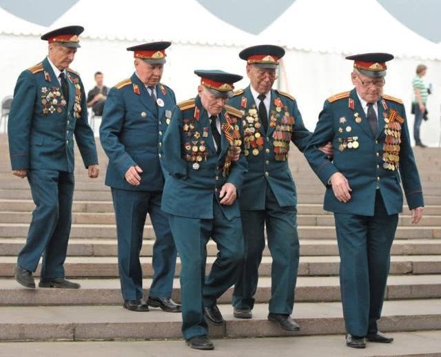 进攻苏联的德国王牌坦克师,欧洲最强陆军面对德军的百万大军