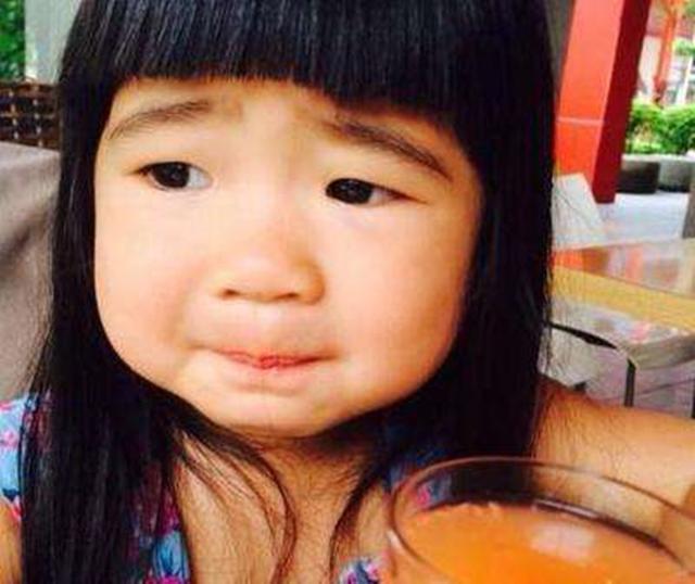 曹格女儿长大变样,有种逆袭叫曹格女儿