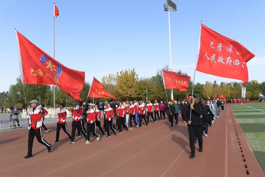 足球赛巴彦淖尔,2020巴彦淖尔市足球邀请赛