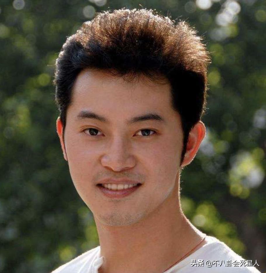 沙溢黄晓明脱发指数,沙溢秃顶头发稀疏