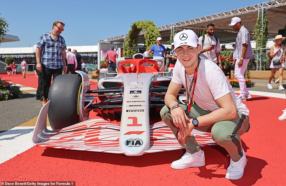 好莱坞巨星汤姆克鲁斯介绍,好莱坞男星汤姆克鲁斯