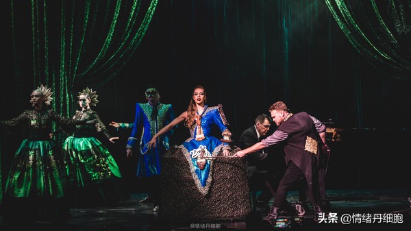 皇家加勒比邮轮量子号新加坡出发,皇家加勒比海洋量子号邮轮之旅