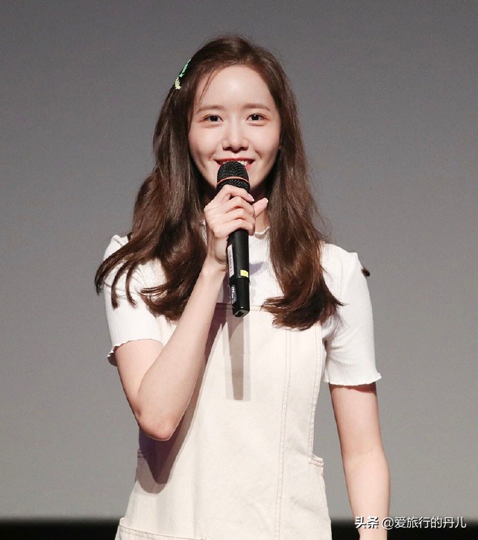 韩国美女林允儿礼服高清,林允儿吊带裙怎么搭配