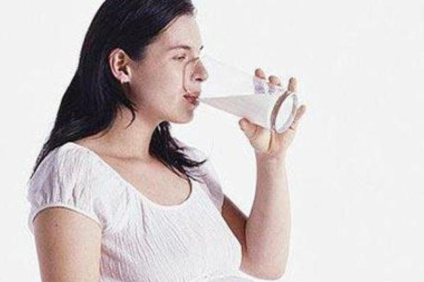 孕期什么时候吃葡萄宝宝眼睛漂亮,孕期多吃葡萄孩子的眼睛就会好看