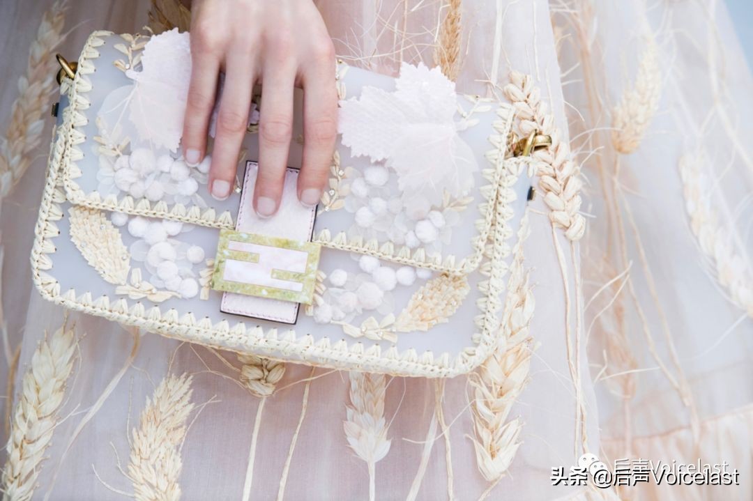 芬迪fendi属于什么档次,fendi芬迪是什么档次