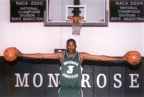 nba里比姚明手臂长的球星,nba臂展最夸张的球员