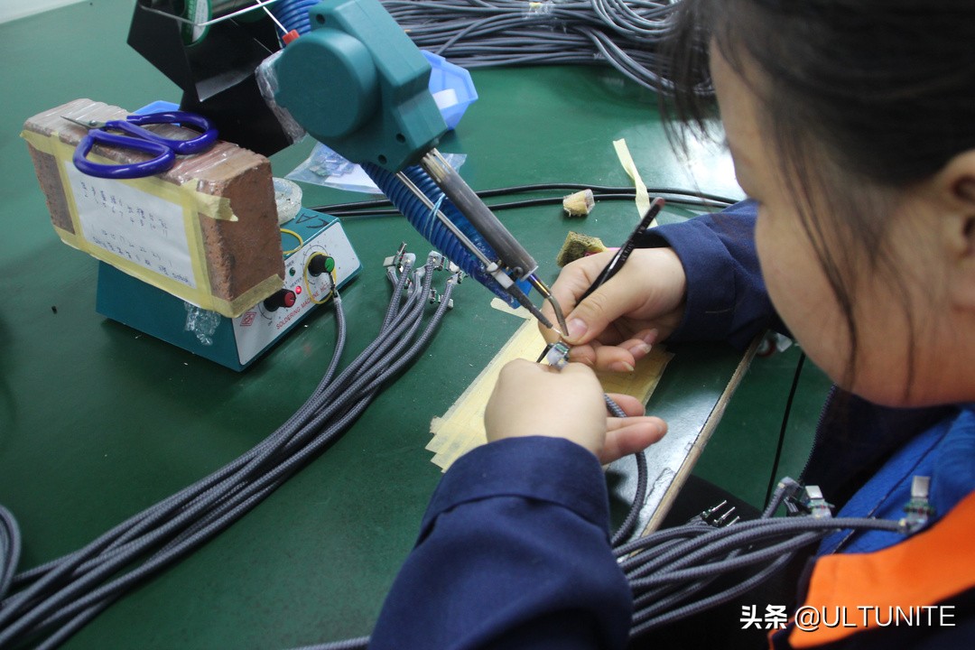 揭秘！实探电子厂普工累吗？到底是干什么工作的？工资如何？