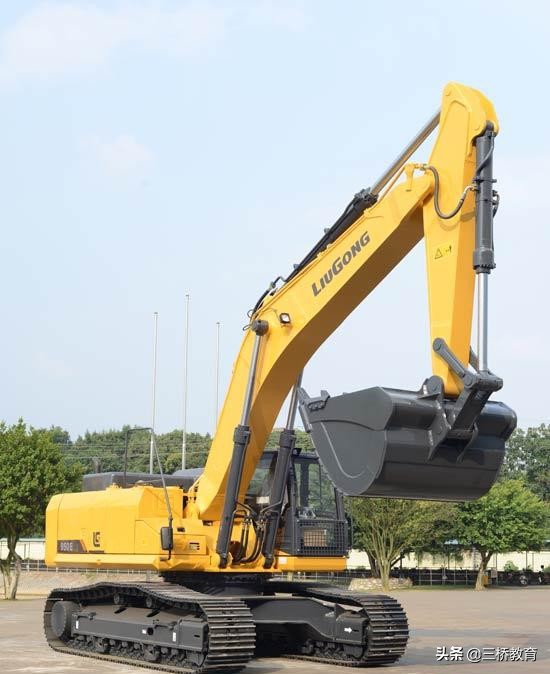 学挖机有前途吗,中专毕业学挖机有前途吗