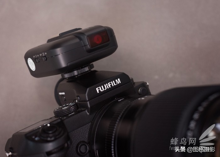 亮腹肌看迅丽神牛迅丽TT350F富士系统热靴闪光灯实拍体验