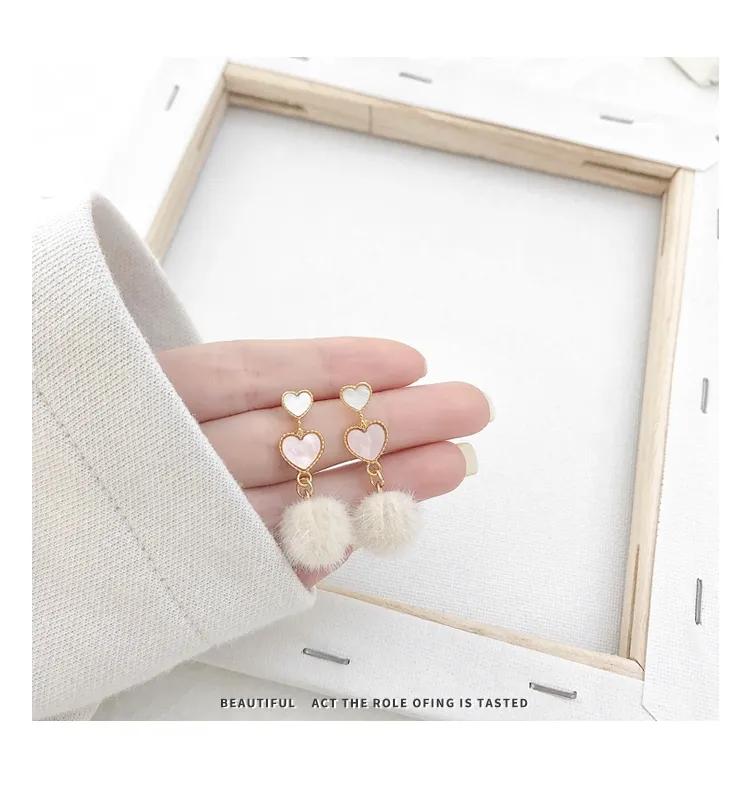 秋冬毛绒绒无耳洞耳环,百搭耳环气质网红耳饰女新款