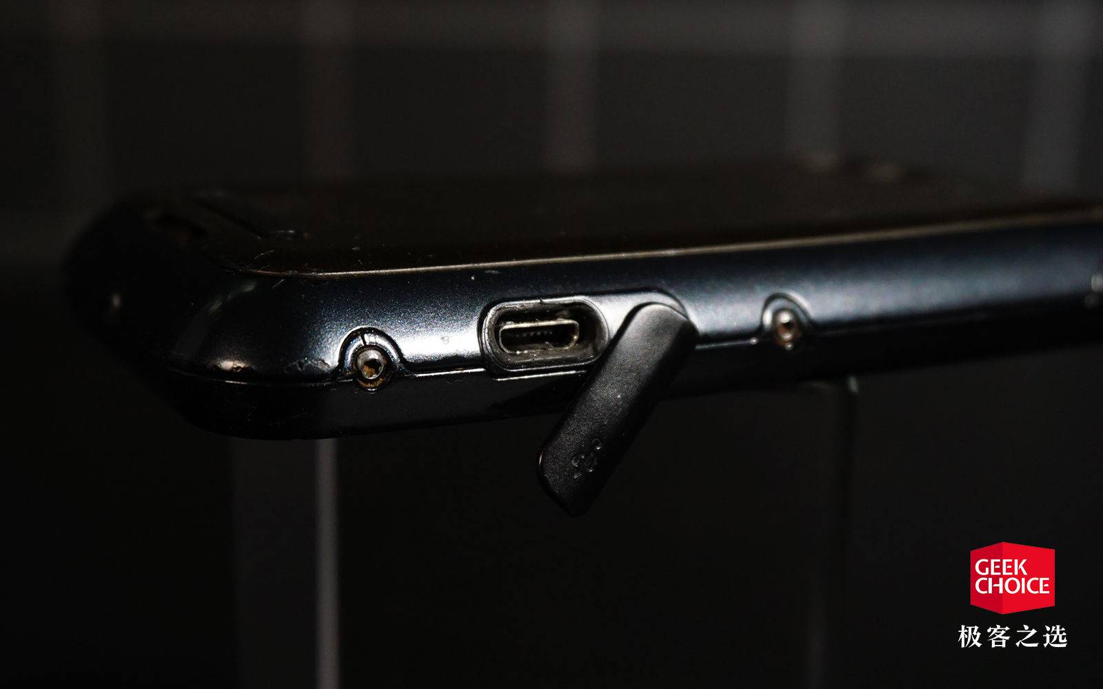 moto经典手机直板,moto新手机