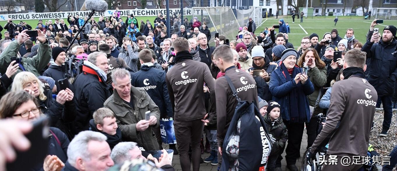 赋闲半年后“足球上帝”叶落归根，前德甲+德乙金靴为升级助力