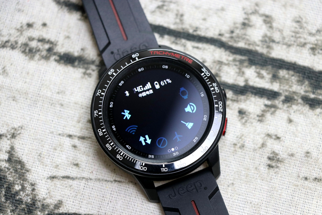 可以独立插卡登录微信的jeep手表,jeep可以插卡的手表哪个比较好