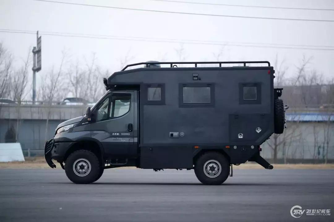 四驱带差速锁越野原厂房车,低顶四驱越野房车介绍