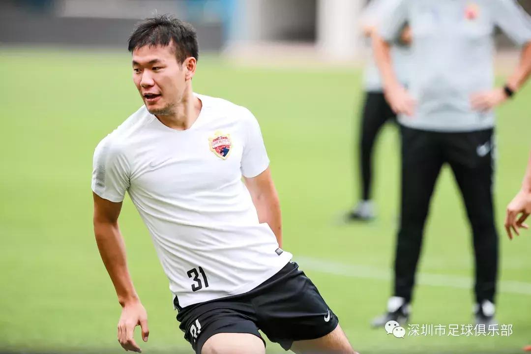 卡罗赢了比赛,卡罗赛前