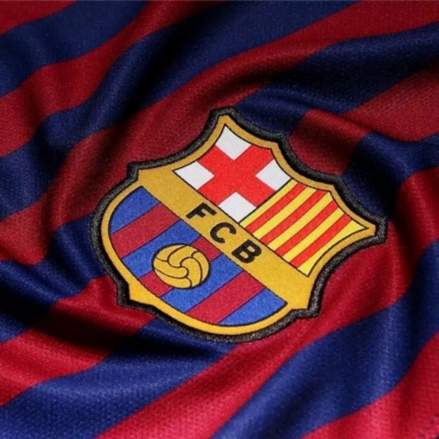 巴萨传奇队普约尔,巴萨队魂普约尔照片壁纸