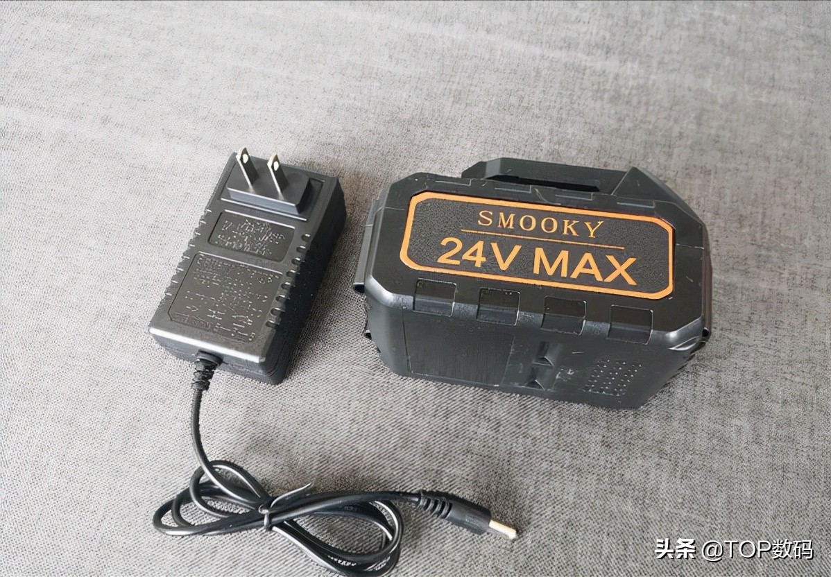 锂电洗车机能达到800w吗,锂电洗车机换大电池用