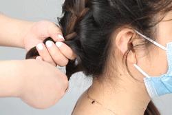 不要再披头散发了减龄高马尾教程,别披头散发啦这款美发1分钟搞定