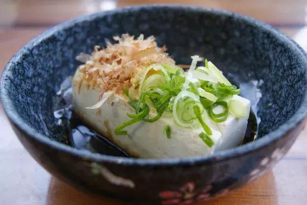 日本豆腐不是豆腐为啥叫豆腐 (日本豆腐跟普通豆腐有什么区别)