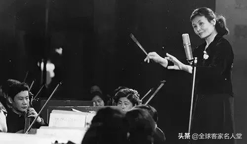 指挥家郑小瑛谈交响乐,客家山歌指挥家郑小瑛