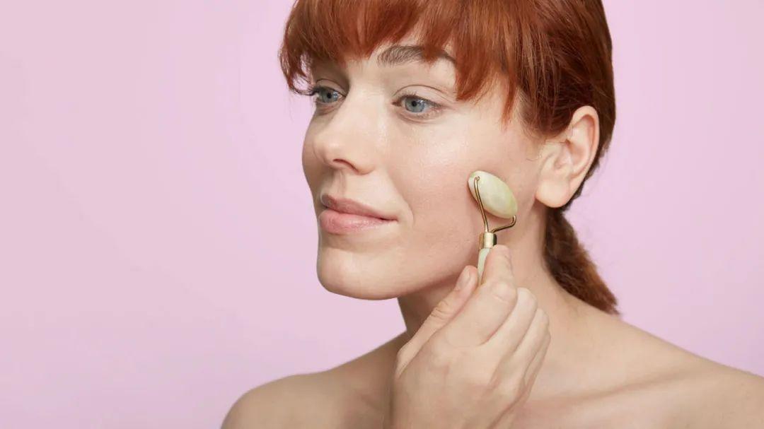 脸浮肿的原因及解决方法,早上起来浮肿怎么快速消肿