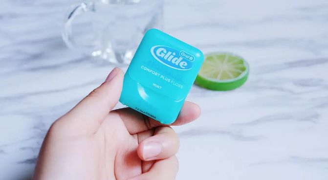 美白牙齿什么口红色号都显白,牙齿白擦什么口红都好看