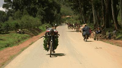 非洲布隆迪，最不发达国家之一，一辆“二八大杠”能养活一家人