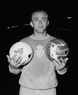 西班牙足球明星排名,西班牙足球十大传奇球星