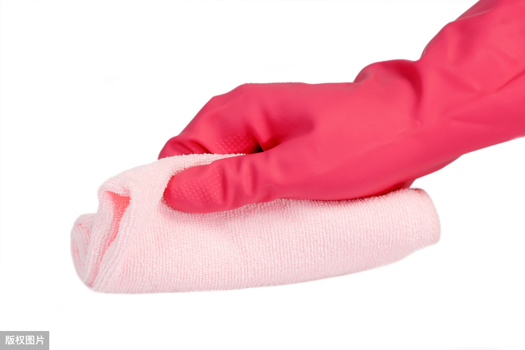 蚕丝被存放时间长了怎么变得蓬松,蚕丝被用了10年怎么让它变蓬松