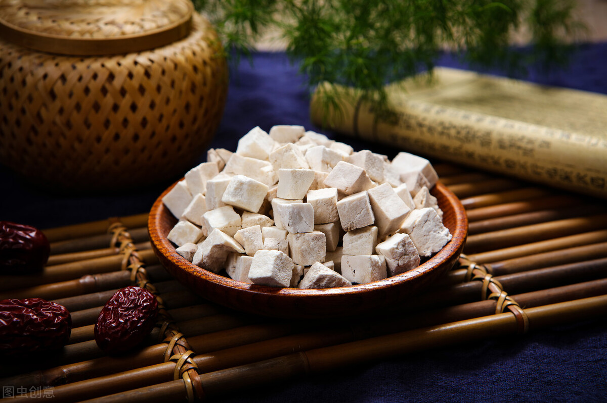 老年人希望家庭和睦,老年人要想长寿坚持做好这两件事