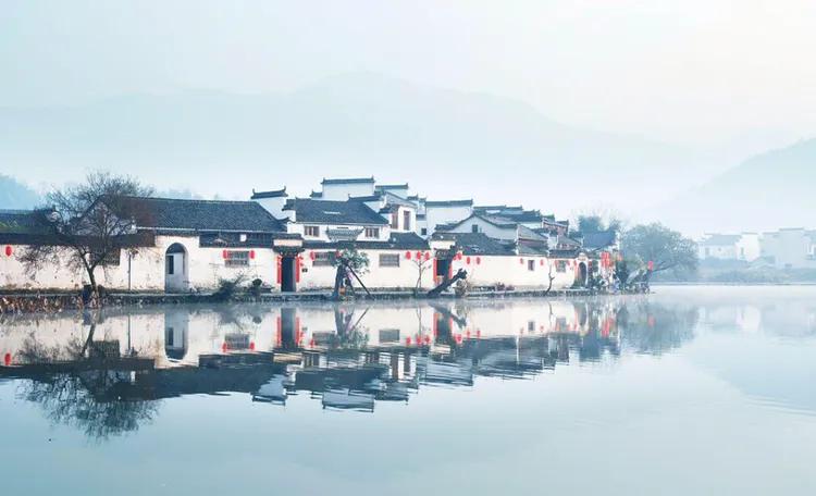安徽宏村一幅水墨山水画,安徽宏村风景中国画