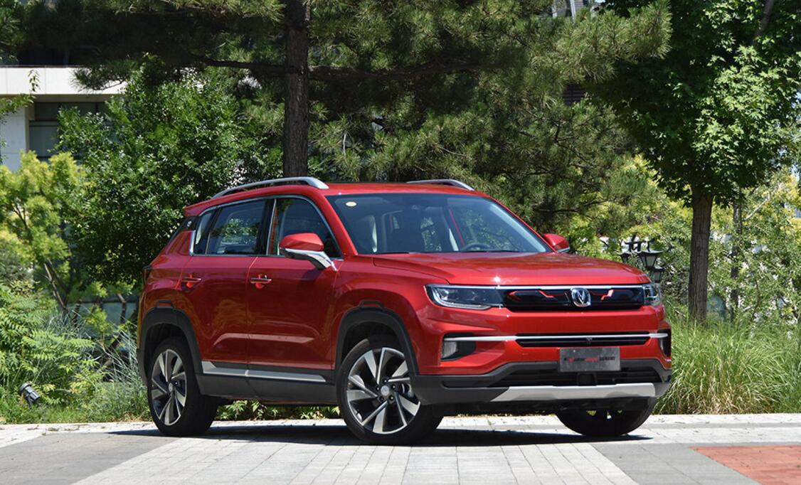 XRV的眼中钉,光发动机就更强,实测油耗6.4L,扭矩260N.m,仅9万