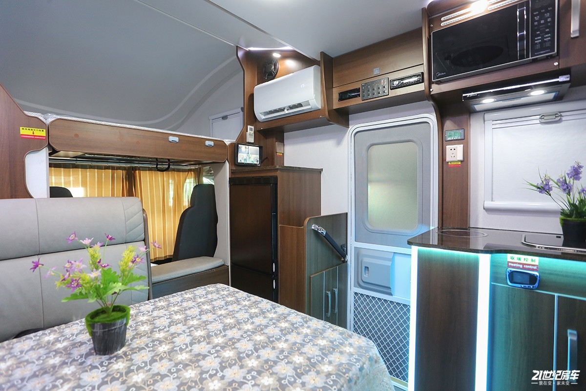 上汽跃进h300轻卡房车详解,上汽跃进h300和h500的区别