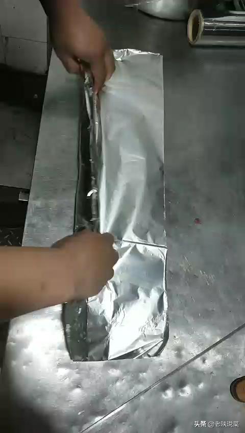 烧烤盐焗猪心的正确方法,烤箱烤锡纸猪心要烤多久