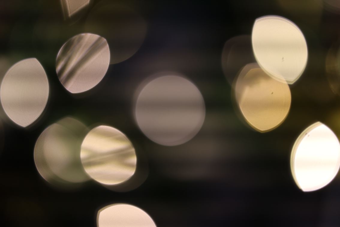 长焦镜头怎么放大缩小,rf70-200f2.8镜头测评