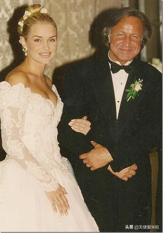 超模变迁史,超模嫁到豪门生孩子