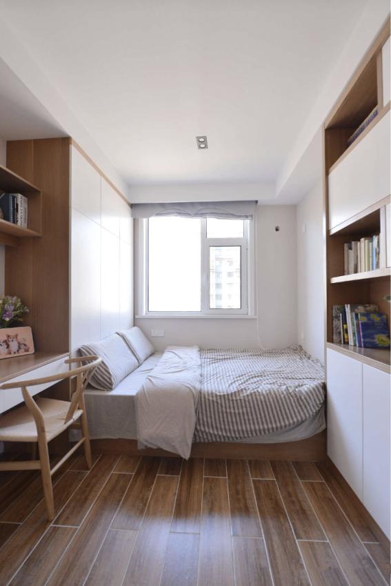 92平方米两室一厅一楼带院子,92平米两室一厅阳台