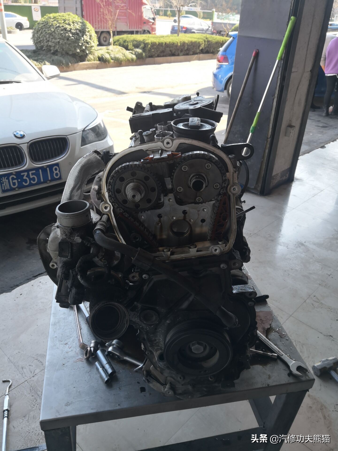 斯柯达昊锐发动机烧机油大修,18款的斯柯达为什么烧机油