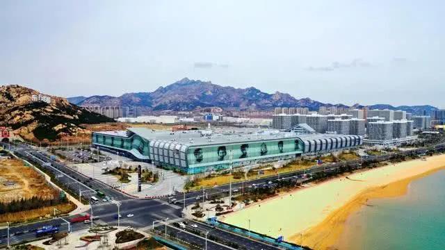 西海岸购物广场哪个好,西海岸广场购物必买