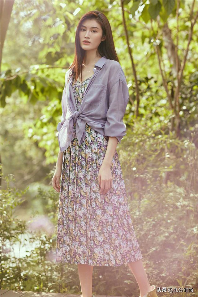 清新风碎花裙怎么搭配好看,碎花裙也一样可以穿出高级感